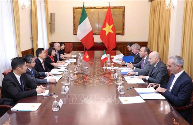 Vietnam e Italia realizan la IV consulta politica hinh anh 1