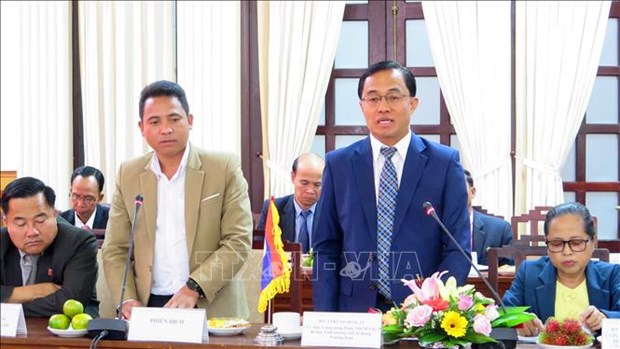 Provincias vietnamita y laosiana refuerzan cooperacion en diversos sectores hinh anh 1