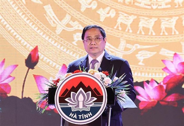 Premier vietnamita asiste al aniversario 65 de visita del Presidente Ho Chi Minh a Ha Tinh hinh anh 1