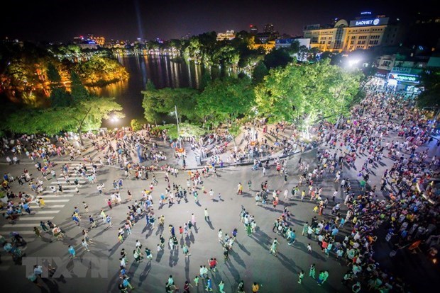 Hanoi promueve desarrollo de economia nocturna hinh anh 1