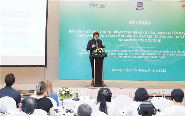 Evaluan resultados de tratamiento de dioxina en aeropuerto de Bien Hoa en Vietnam hinh anh 1
