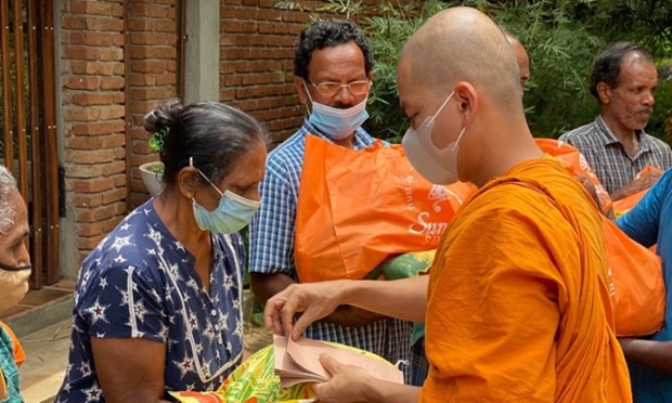 Sangha Budista de Vietnam ofrece asistencia al pueblo de Sri Lanka hinh anh 1
