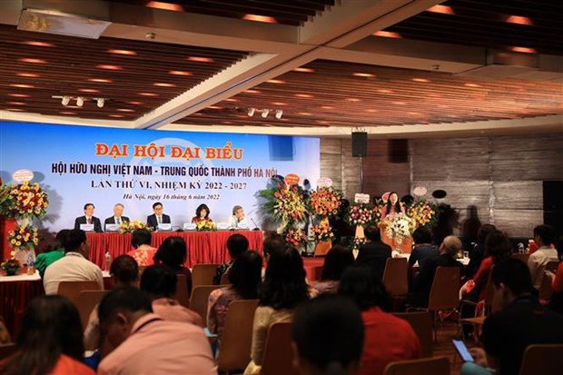 Promueven actividades de intercambio amistoso entre Vietnam y China hinh anh 2