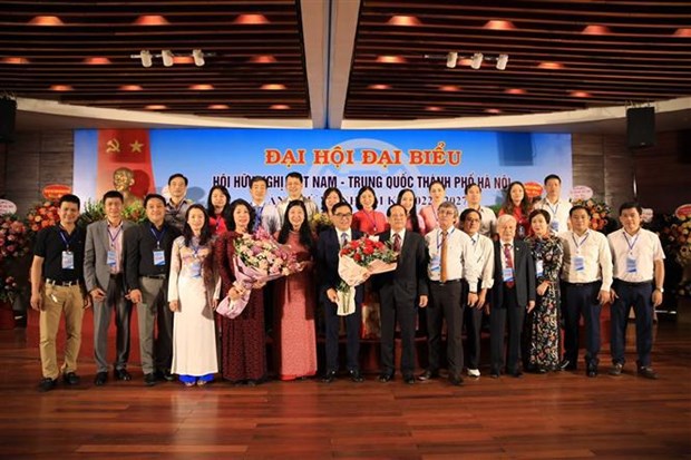 Promueven actividades de intercambio amistoso entre Vietnam y China hinh anh 1