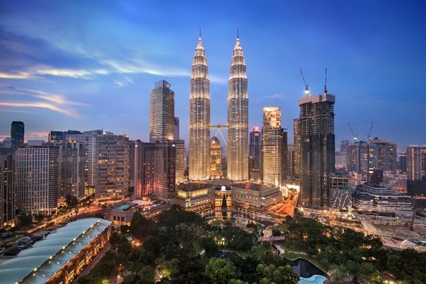 Malasia atrae inversion extranjera record desde 2016 hinh anh 1