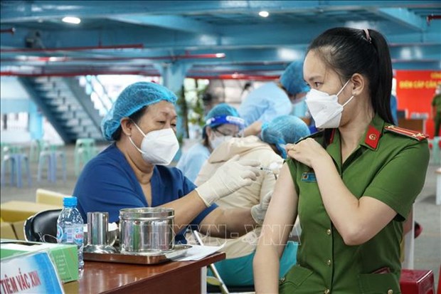 COVID-19: Vietnam reporta 748 casos nuevos en las ultimas 24 horas hinh anh 1