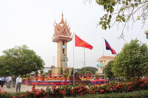 Trabajaran Vietnam y Camboya por desarrollo fructifero de relaciones hinh anh 2