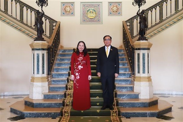 Vicepresidenta vietnamita se reune con primer ministro tailandes hinh anh 1