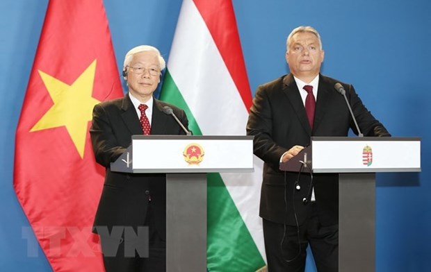 Visita de dirigente legislativo vietnamita a Hungria apunta a profundizar asociacion integral bilateral hinh anh 2