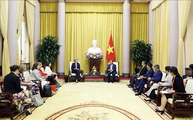 Presidente de Vietnam recibe a ministra de Asuntos Exteriores de Australia hinh anh 1