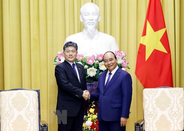 Presidente vietnamita recibe a ministro de Justicia de Japon hinh anh 1