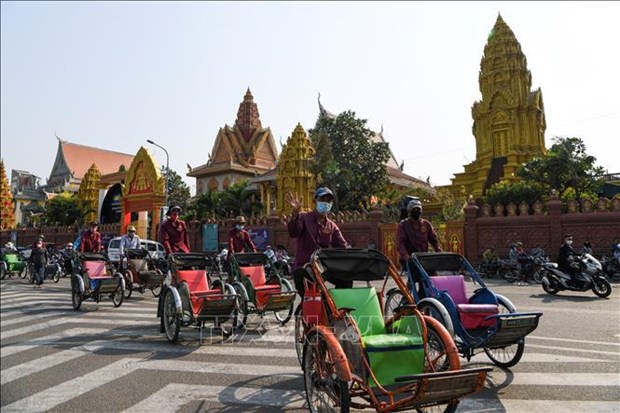 Utilizan simbolo de 55 aniversario de relaciones Vietnam-Camboya para promover turismo hinh anh 1