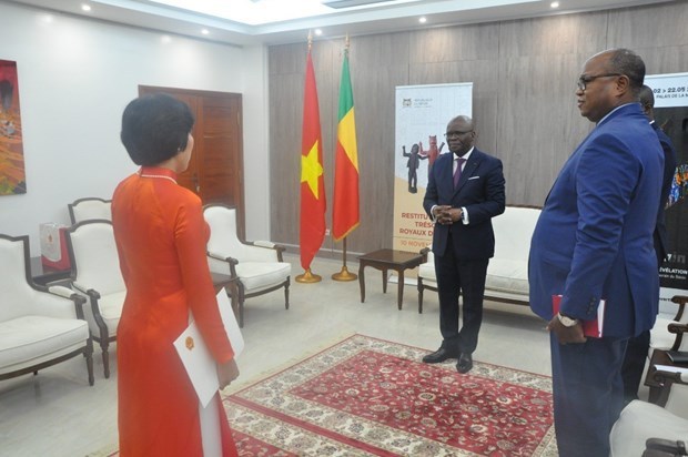 Promueven Benin y Vietnam relaciones de amistad hinh anh 1