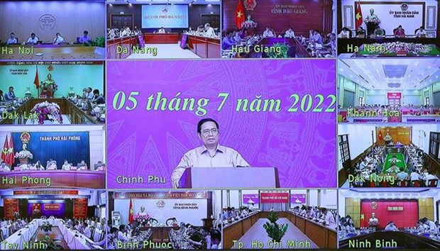 Premier vietnamita insta a evitar negligencia en control pandemico de la COVID-19 hinh anh 1