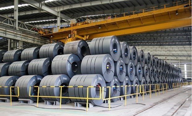 Empresa vietnamita Hoa Phat vende cuatro millones de toneladas de acero de enero a junio hinh anh 1