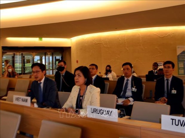 ONU adopta resolucion iniciada por Vietnam sobre derechos humanos y cambio climatico hinh anh 1