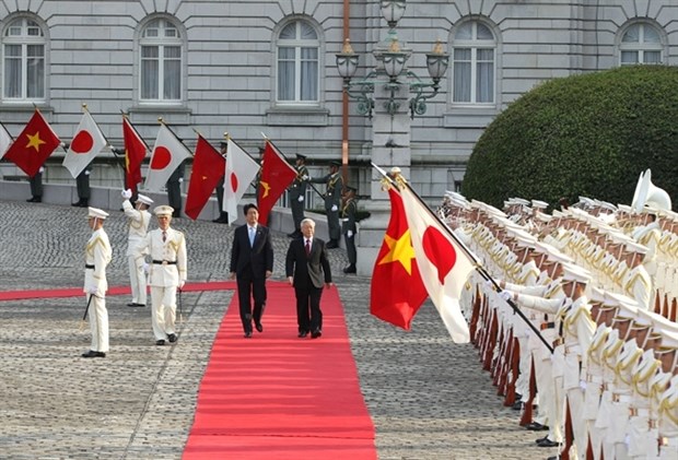 📝 Enfoque: Difunto exprimer ministro japones Abe Shinzo, gran amigo de Vietnam hinh anh 3