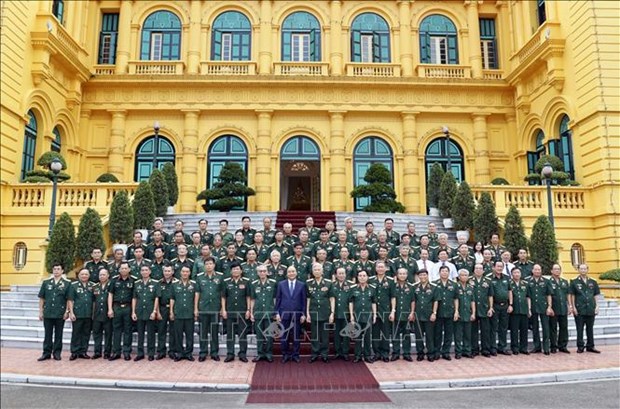 Presidente vietnamita elogia contribuciones de veteranos en lucha de defensa de frontera nacional hinh anh 1