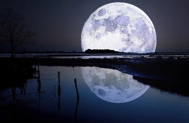 “Superluna de Trueno” resplandecera con un tamano record al observarse desde Vietnam hinh anh 2