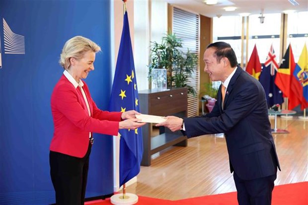 Union Europea otorga importancia a las relaciones con Vietnam hinh anh 1