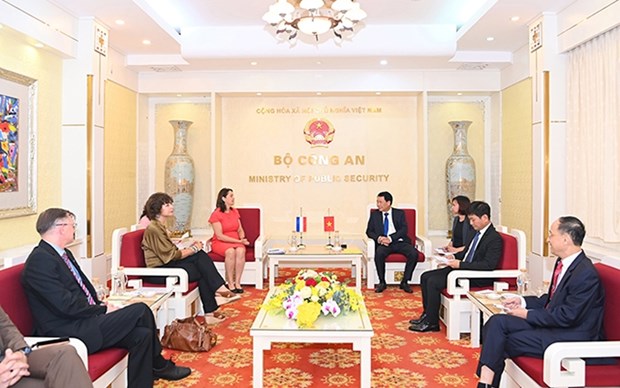 Resaltan cooperacion entre Vietnam y los Paises Bajos en materia de seguridad publica hinh anh 1