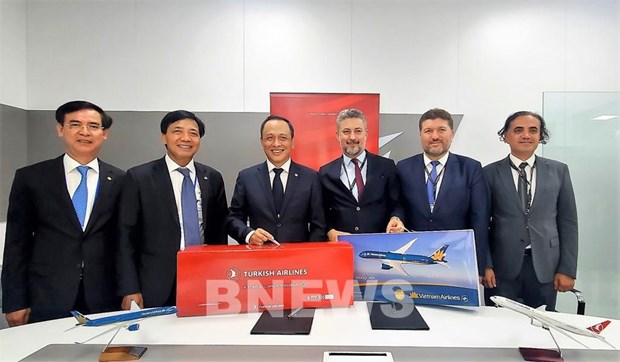 Aerolineas vietnamita y turca firman acuerdo de cooperacion hinh anh 1