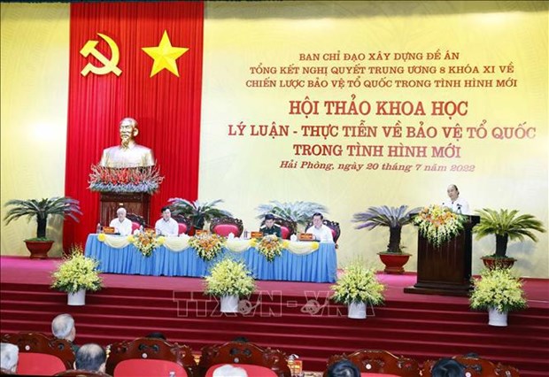 Presidente vietnamita preside seminario cientifico sobre defensa nacional en nuevo periodo hinh anh 1