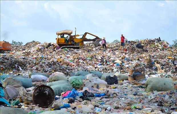 Discuten en Vietnam medidas sobre convertir desechos en recursos hinh anh 1