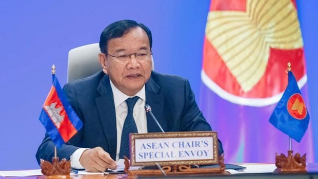 ASEAN continuara ayudando a resolver crisis en Myanmar hinh anh 1