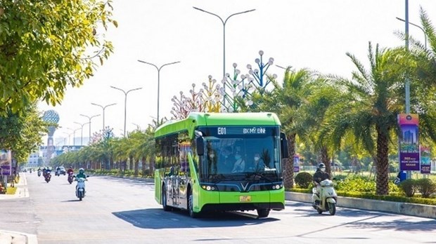 Autobuses electricos, solucion eficiente para el transporte publico en Hanoi hinh anh 1