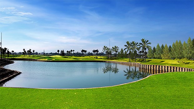 Mejoran competividad de turismo de golf de ciudad vietnamita hinh anh 1