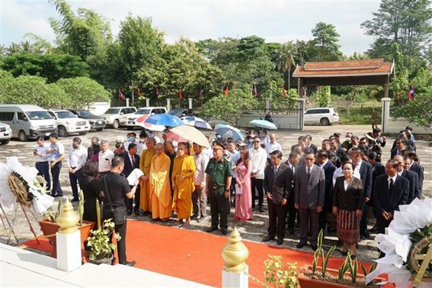 Honran en Vientiane a martires de Vietnam y Laos hinh anh 1
