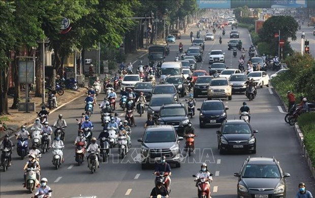 Hanoi busca medidas necesarias para resolver problemas de estacionamiento hinh anh 1