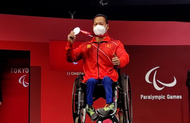 Deportista vietnamita gana oro en halterofilia de ASEAN Para Games hinh anh 1