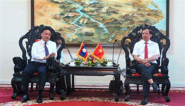 Provincias de Vietnam y Laos impulsan relaciones bilaterales hinh anh 1