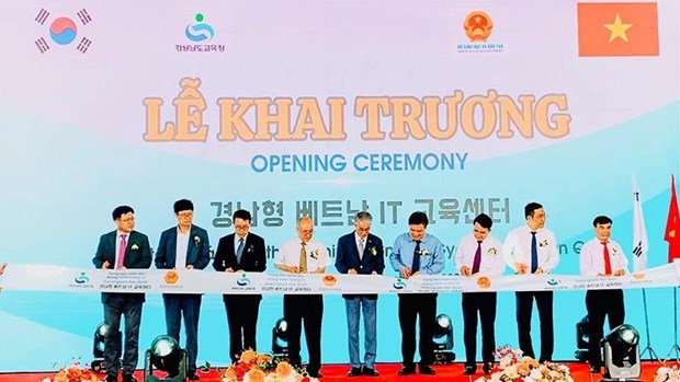 Inauguran Centro de Educacion Inteligente bajo cooperacion entre Vietnam y Corea del Sur hinh anh 1