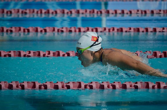 Nadadores vietnamitas establecen cuatro plusmarcas en ASEAN Para Games hinh anh 1