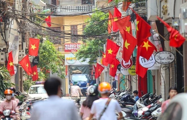 Trabajadores vietnamitas tendran cuatro dias libres por el Dia Nacional hinh anh 1