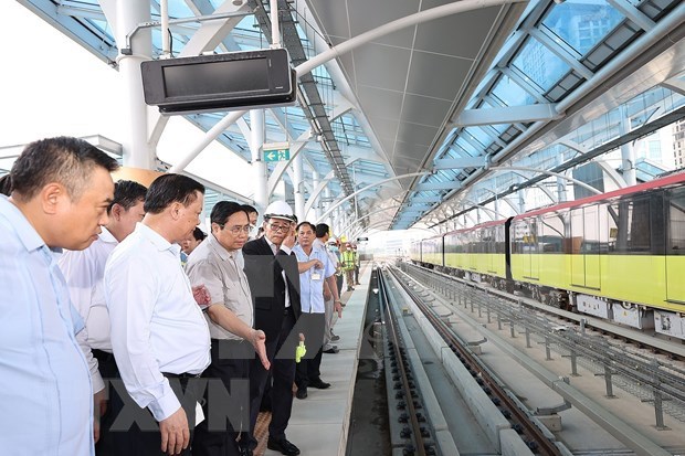 Premier vietnamita insta a acelerar la construccion de ferrocarril urbano Nhon-Hanoi hinh anh 1