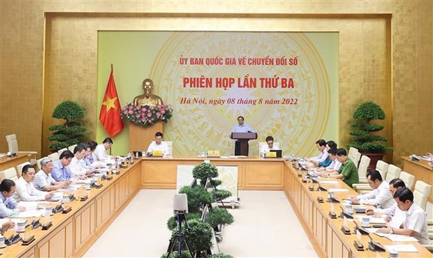 Primer ministro de Vietnam preside reunion del gobierno sobre transformacion digital hinh anh 1