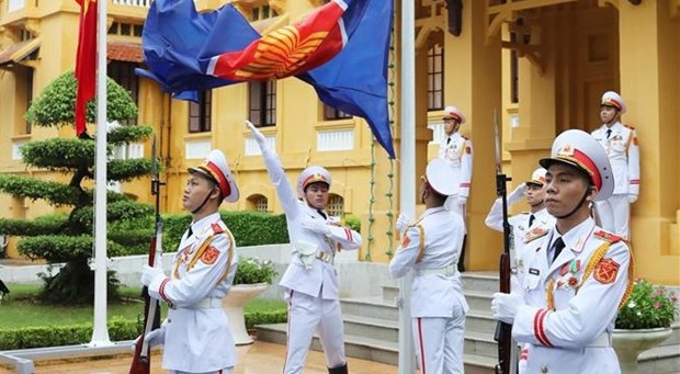 📝Enfoque: Vietnam orgulloso de ser miembro clave para desarrollo de ASEAN hinh anh 2