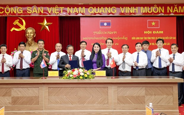 Fomentan cooperacion entre provincias de Vietnam y Laos hinh anh 1