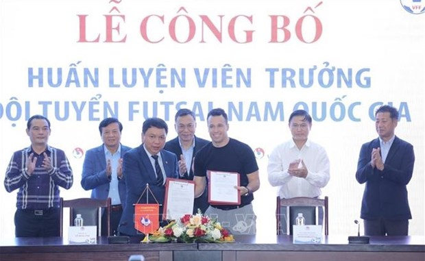 Seleccion nacional de futsal vietnamita tiene nuevo entrenador hinh anh 1
