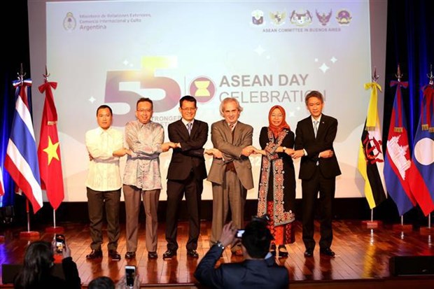 Celebran en Argentina aniversario 55 de fundacion de ASEAN hinh anh 1