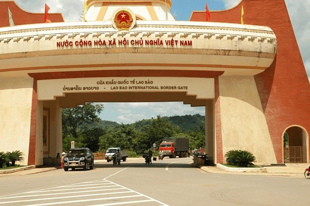 Comercio entre Vietnam y Laos crece mas del 24 por ciento hinh anh 1