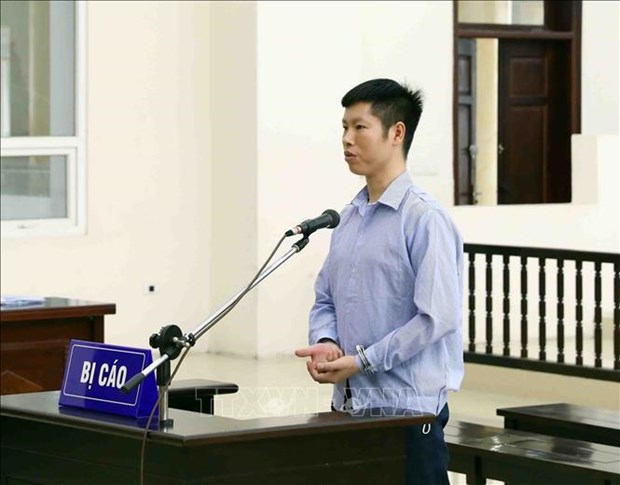 Mantienen sentencias a dos propagandistas contra el Estado de Vietnam hinh anh 1