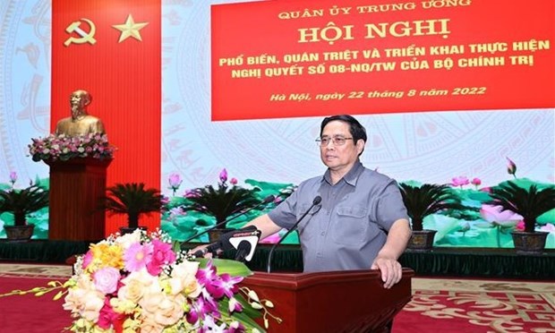 Premier vietnamita exige impulsar desarrollo de industria de defensa nacional hinh anh 1