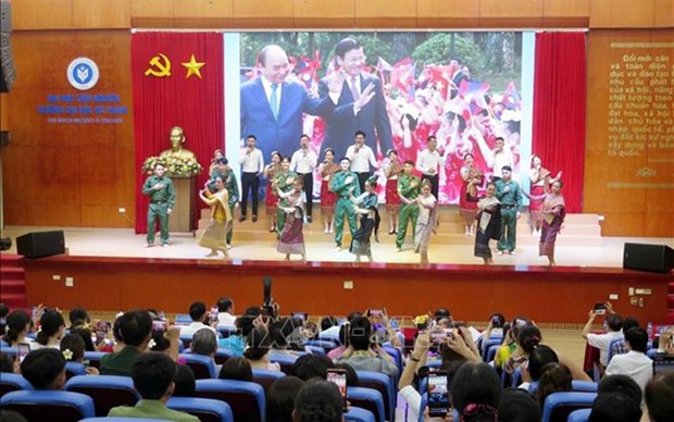 Festival de la Cancion de la Amistad Vietnam-Laos impulsa relaciones bilaterales hinh anh 1