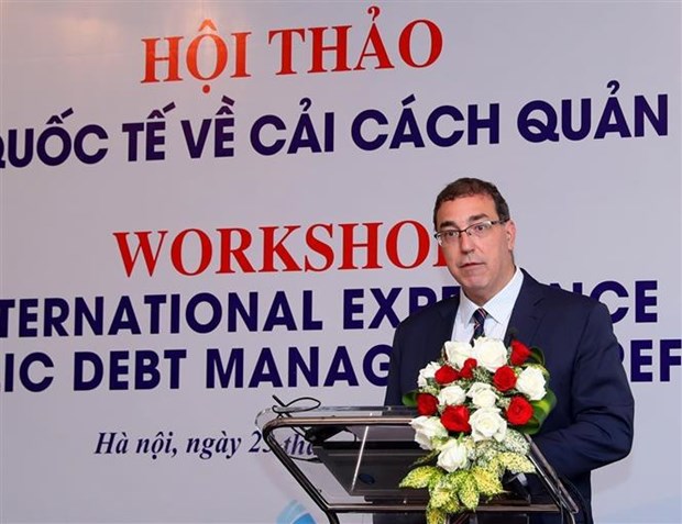 Comparten en Vietnam experiencias internacionales en reforma y gestion de deuda publica hinh anh 2