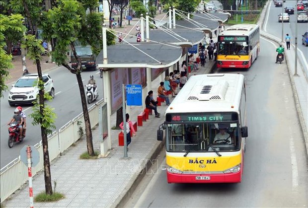 Hanoi aumentara autobuses durante feriado del Dia Nacional hinh anh 1